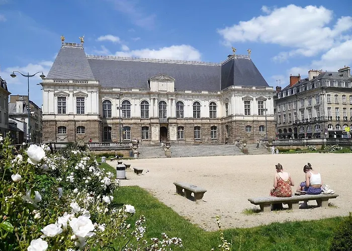 L\'Horloge Studio Au Coeur De Rennes !